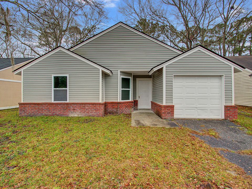 1st image of 143 Tabby Creek Cir
