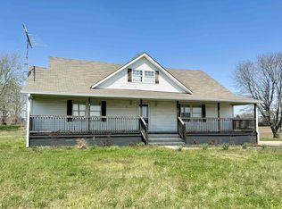 860 Cherokee Rd, Halls, TN 38040