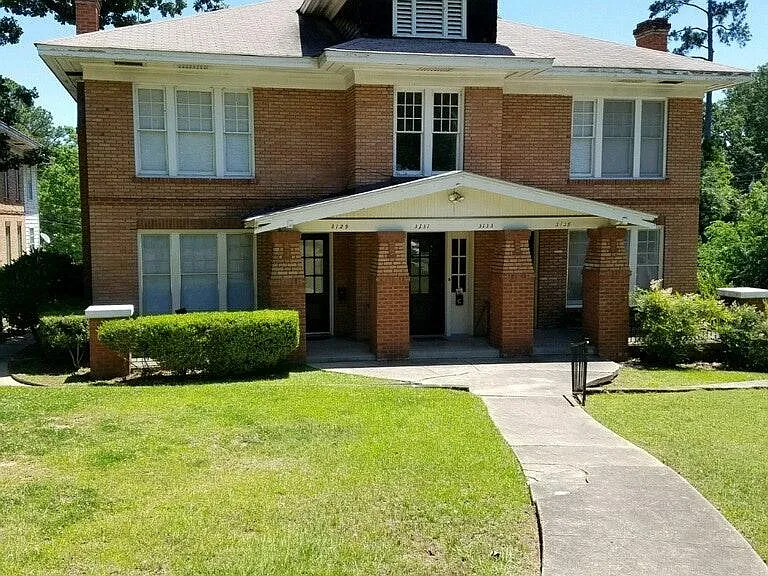 3131 Centenary Blvd — Photo 1