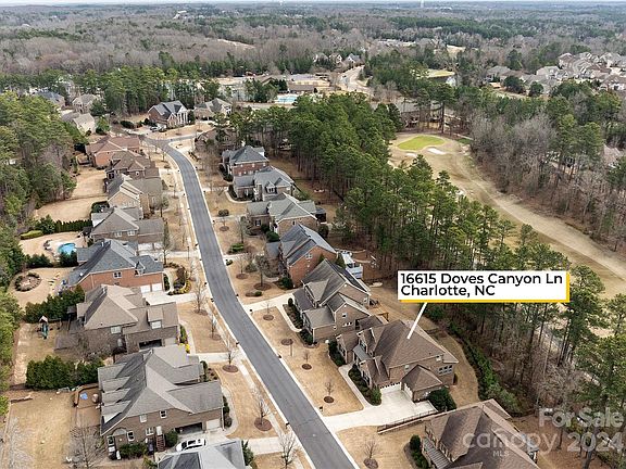 3rd image of 16615 Doves Canyon Ln