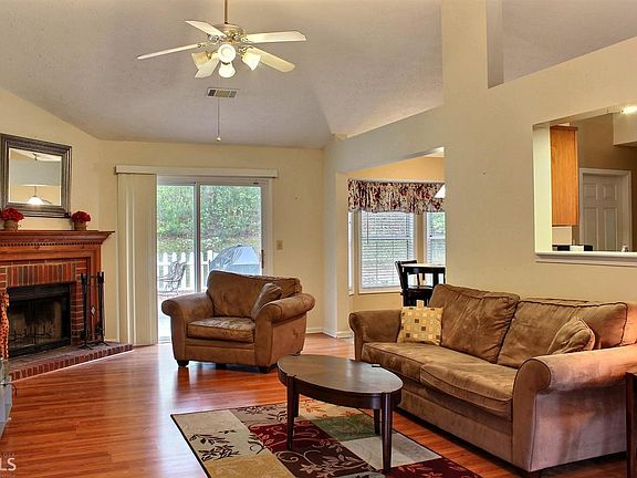 2nd image of 1480 Woodhaven Ln #0