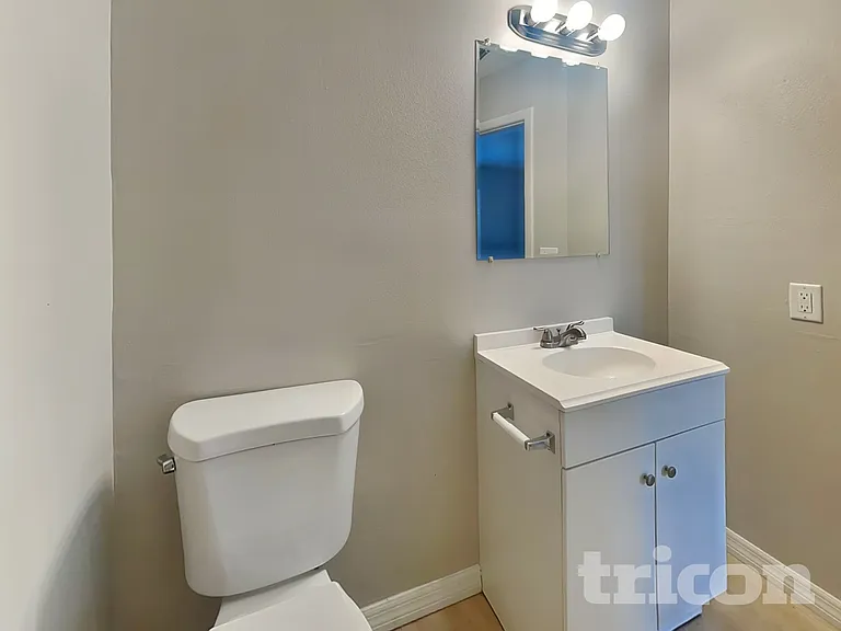 7503 Leon Ave — Photo 9
