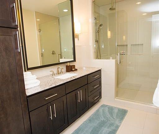 3rd image of 2212 McKinney Ave #805
