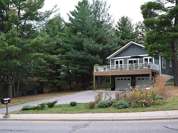 5th image of 819 E Hiawatha Dr