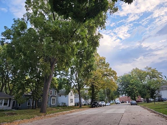 4th image of 236 S Pearl St