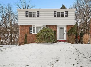 515 Braddock Rd, Pittsburgh, PA 15221