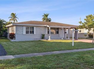 7381 McArthur Pkwy, Hollywood, FL 33024