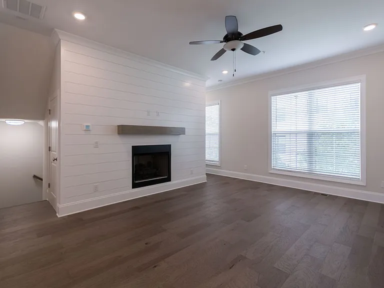 309 Burgess Walk — Photo 10