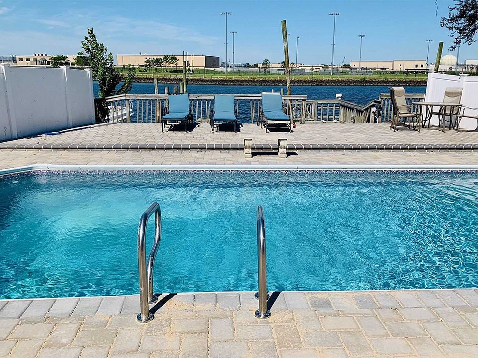 1st image of 3326 Ocean Harbor Dr