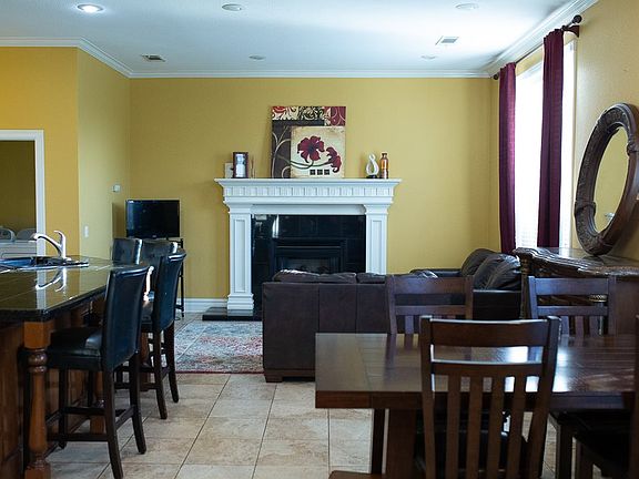 5th image of 525 Michelle Ln