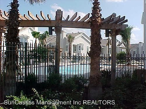 1st image of 10521 Villa View Cir
