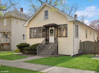 1123 Dunlop Ave, Forest Park, IL 60130