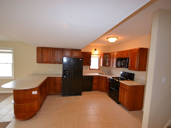 4th image of 2334 N 76th Ct