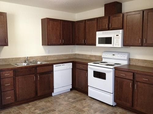 1st image of 917 SE 9th Dr APT 309