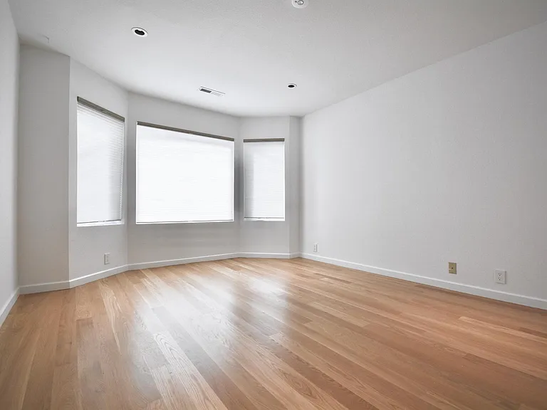 120 Randall St #120 — Photo 31