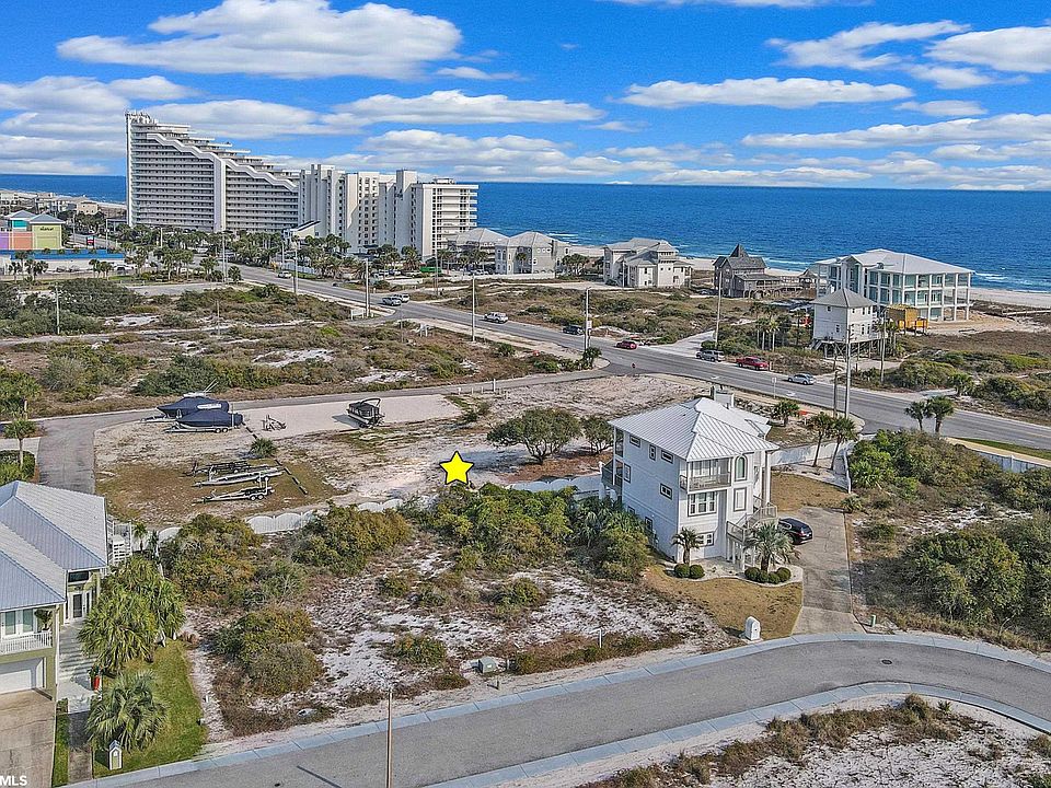 1st image of 417 Gulfview Ln #30