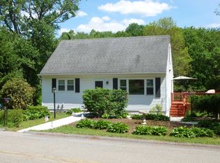 67 Pine Ridge Dr, Wappingers Falls, NY 12590