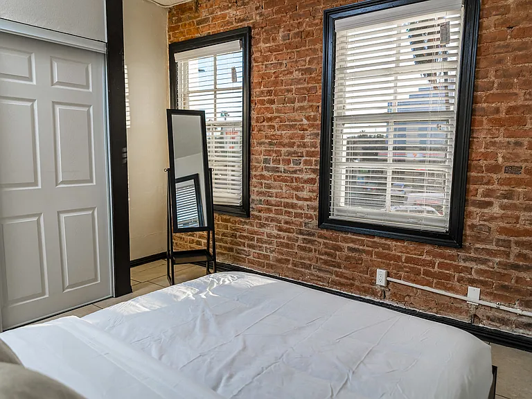 Kipling Apartments — Photo 2