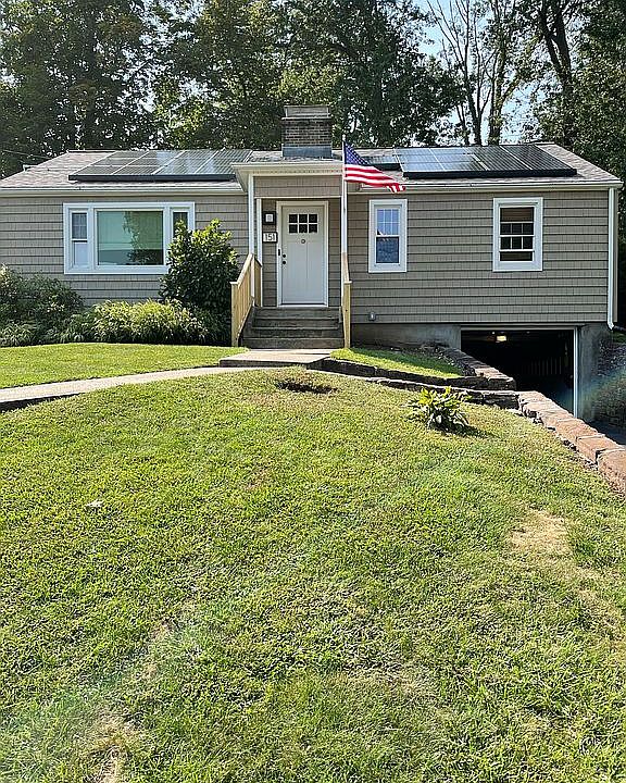 2nd image of 151 Clifton Ave