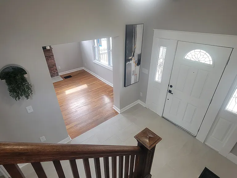 436 Hawthorne Ave — Photo 5