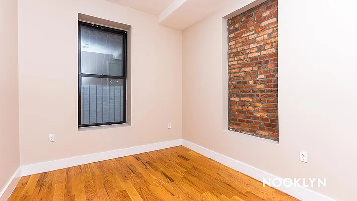 Rented by Nooklyn NYC LLC | media 13