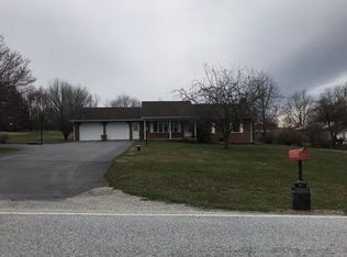 580 Mount Misery Rd, New Oxford, PA 17350