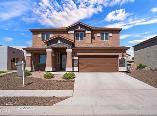 2853 Sammy Cervantes St, El Paso, TX 79938