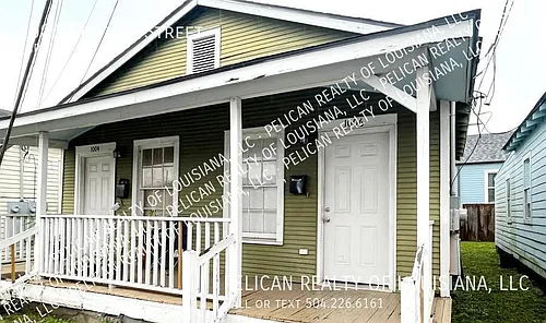 1006 Newton St Photo 1