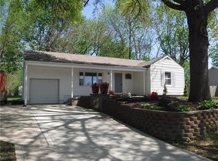 8712 E 80th Ter, Raytown, MO 64138