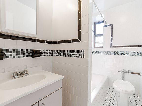5th image of 141 E 19th St #Ba2