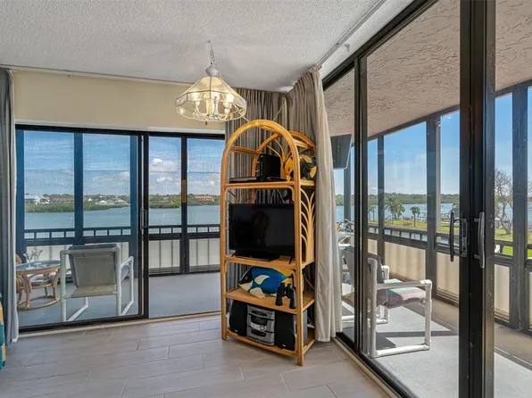 19701 Gulf Blvd APT 318, Indian Shores, FL 33785