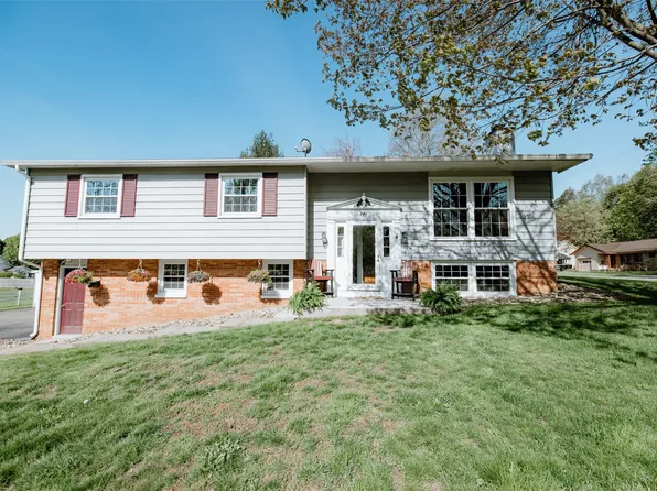 741 Wright St, Corry, PA 16407