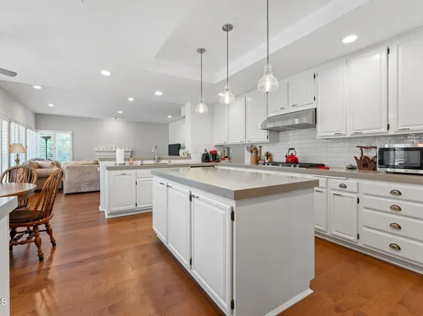 24006 Clarington Dr, West Hills, CA 91304