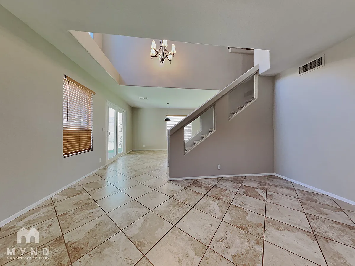 Building Photo - 15550 N Frank Lloyd Wright Blvd #1098