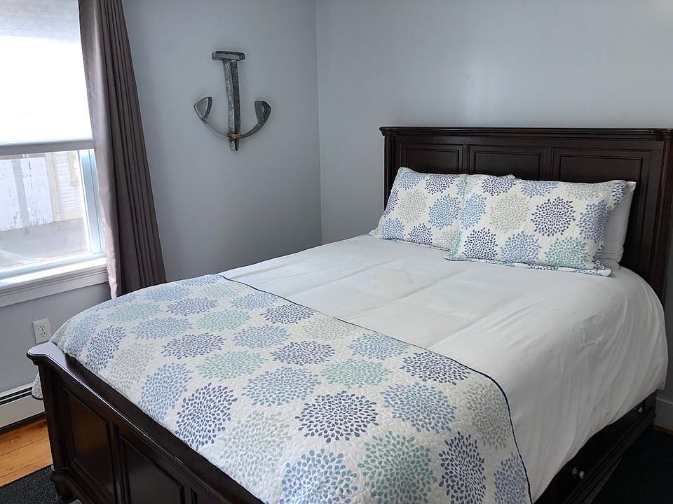 2nd image of 346 Spring St #2