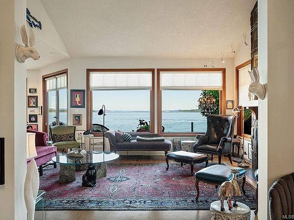 4th image of 2534 Goddard Rd