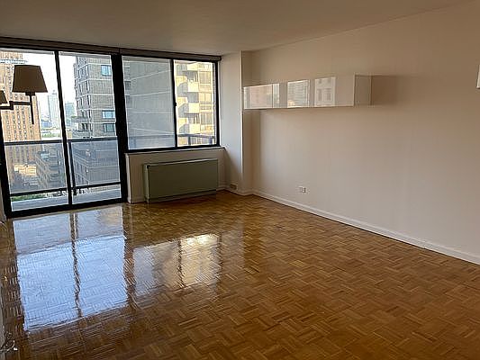 1st image of 255 E 49th St APT 19C