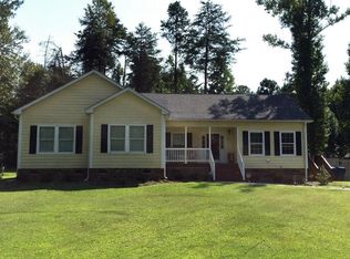 4512 Schoolway Dr, Greensboro, NC 27406