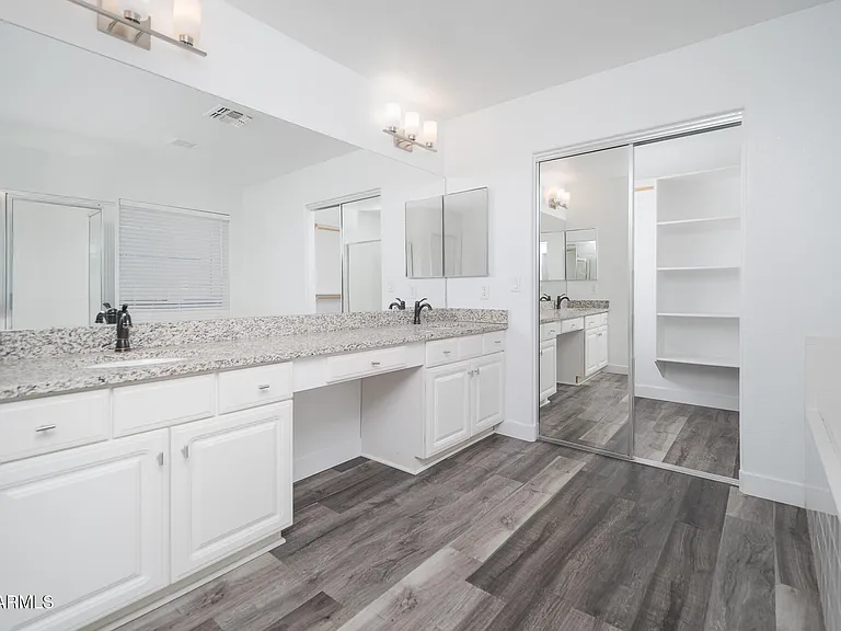 18031 N 15th Pl — Photo 11