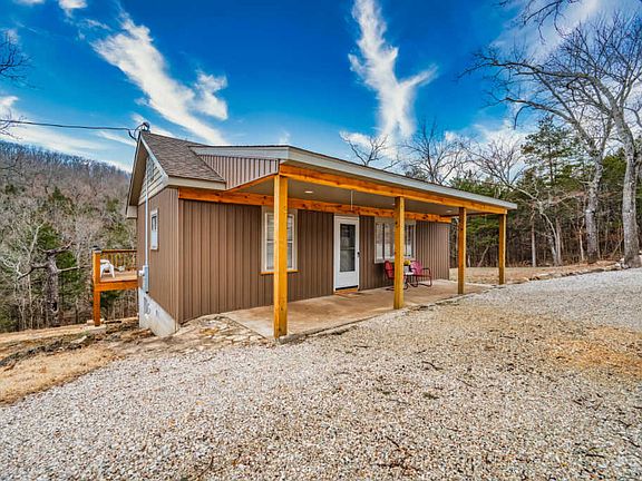 3rd image of 408 Skyline Dr