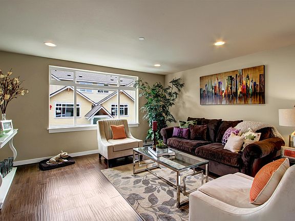 3rd image of 20005 Poplar Way Unit 6