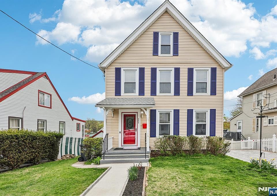 1st image of 365 Highland St