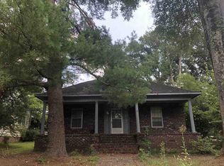 1112 S 11th St, Gadsden, AL 35901