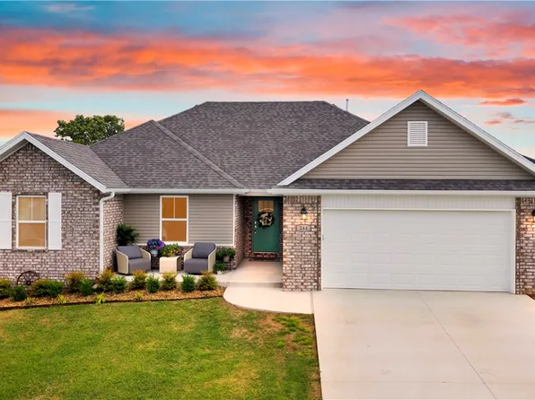 244 Tonya Loop, Huntsville, AR 72740