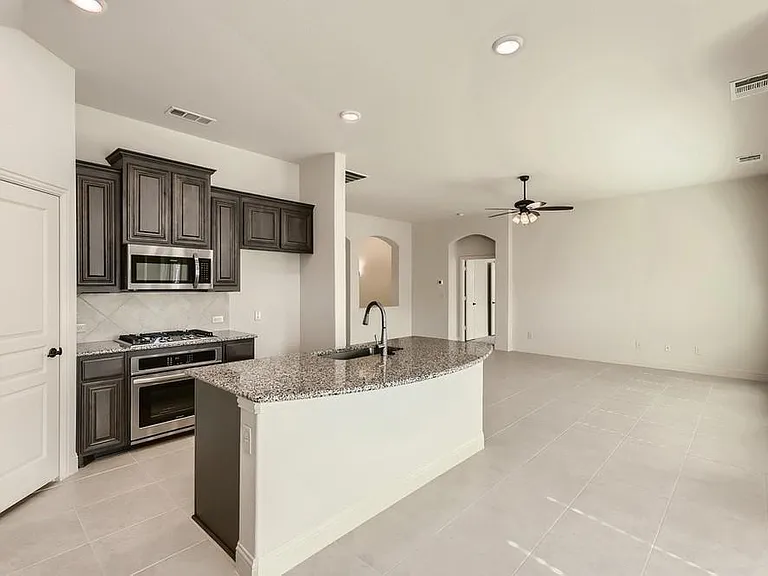 3216 Creekhaven Dr — Photo 13
