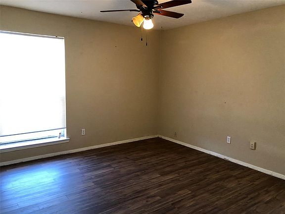 5th image of 744 Idlewilde Dr