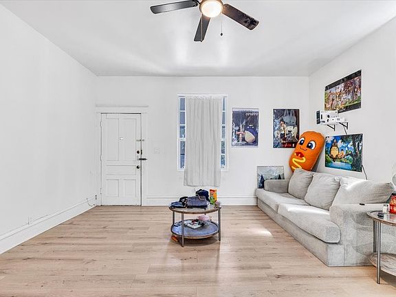 5th image of 3709 Wendelkin St