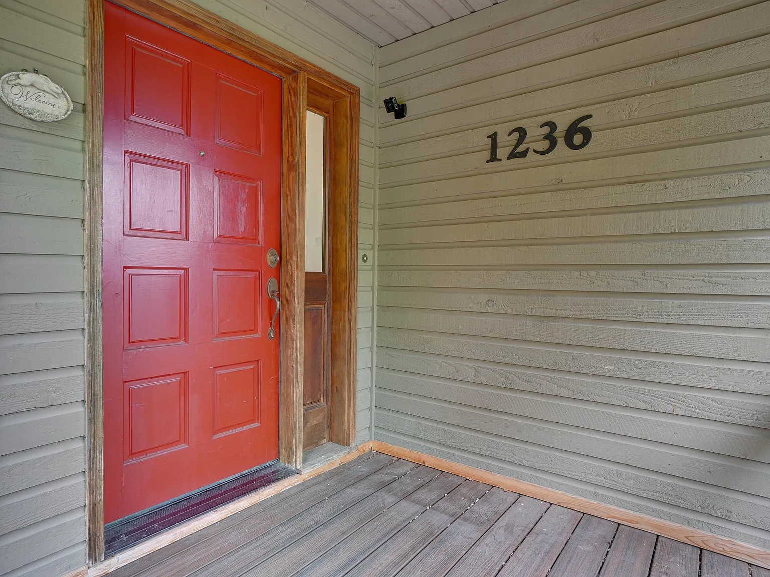3 bed, 3.5 bath, 2100 sqft, $3,440 — Photo 3
