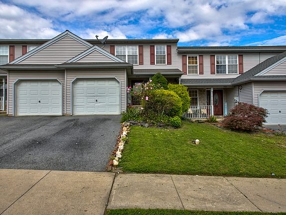 2nd image of 1030 Sterling Pl