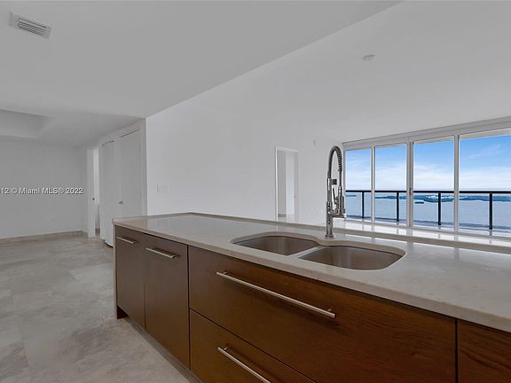 5th image of 465 Brickell Ave APT 5303
